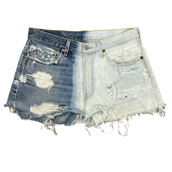 Levi’s Destroyed Cut Off High Rise VTG 501 Jean Denim Shorts Dip Dyed Womens 6/8 - Picture 1 of 9